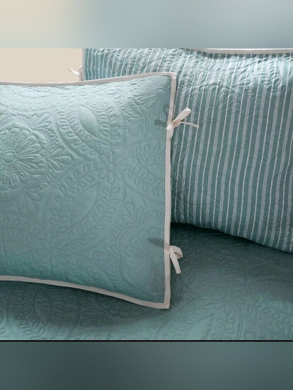Madison Park Blue Natalie 6pc Daybed Cover Set - Picture 5 of 10